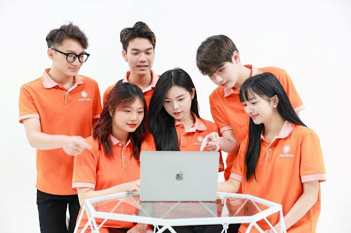 Lựa chọn trường phù hợp là rất quan trọng, cần cân nhắc nhiều yếu tố