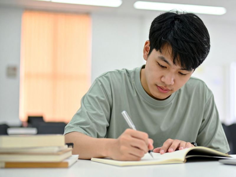 nguoi-da-co-bang-trung-cap-cao-dang-hoc-lien-thong-tu-xa-nhu-the-nao-5