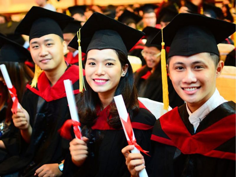 Người đã có bằng trung cấp/cao đẳng học liên thông từ xa như thế nào?